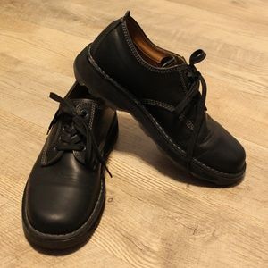 Dr. Martens 2B51 Black leather